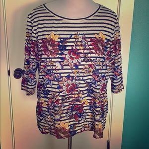 Tee shirt